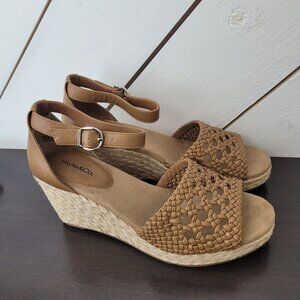 NEW  Style Co Sheryy Woven Espadrille Wedge Tan 10 Sandals